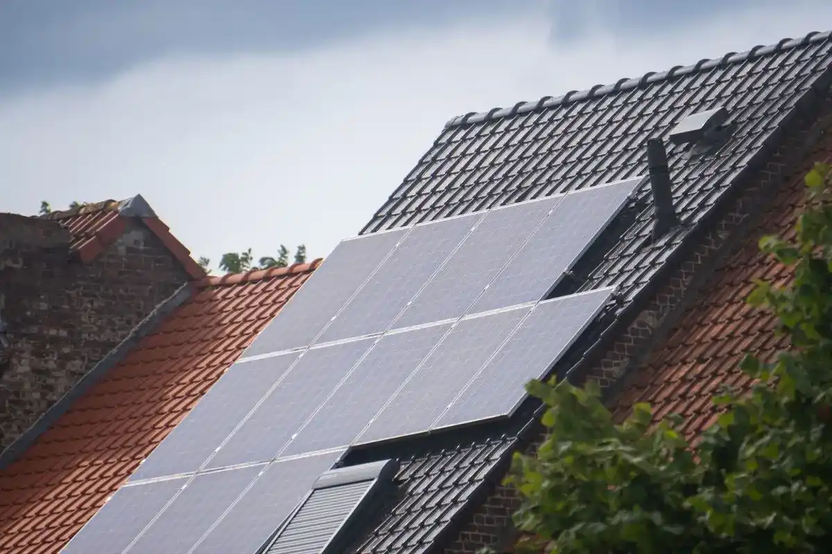 A discreet premium solar system for a Noosa home