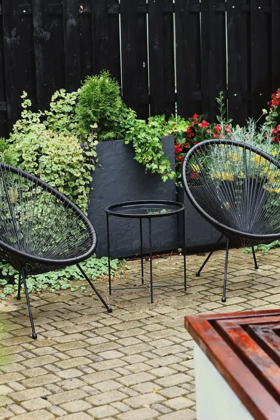 Courtyards & Small Gardens